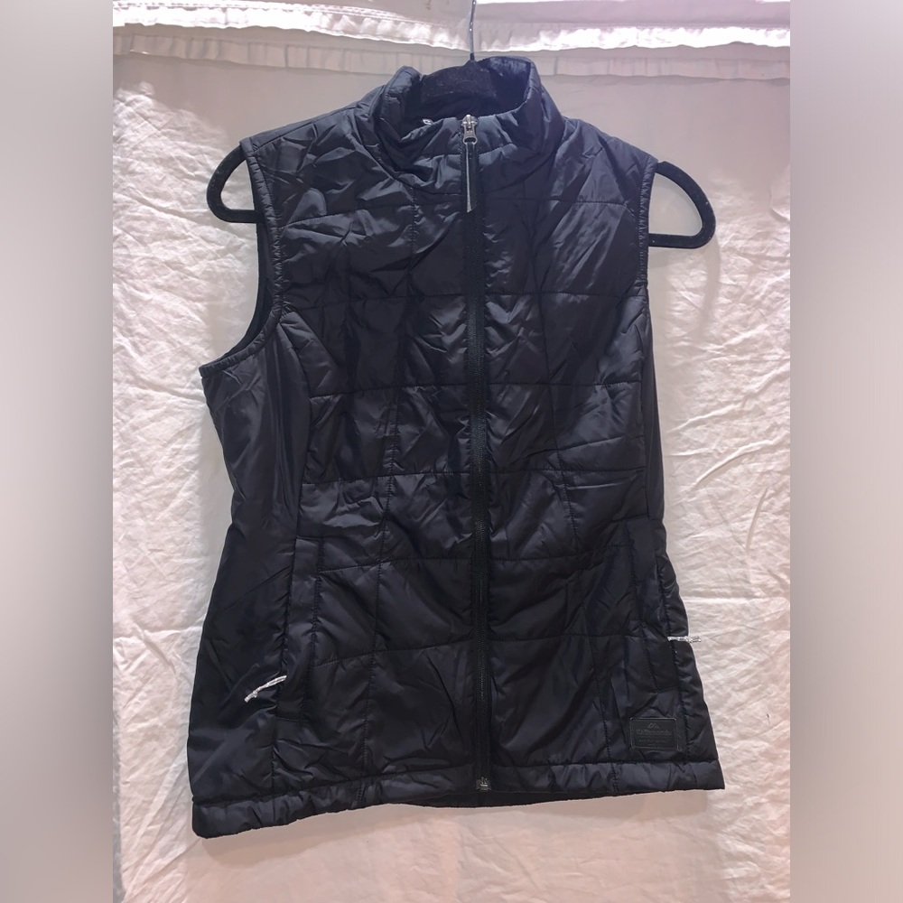 Kathmandu puffer vest, size medium zip up.